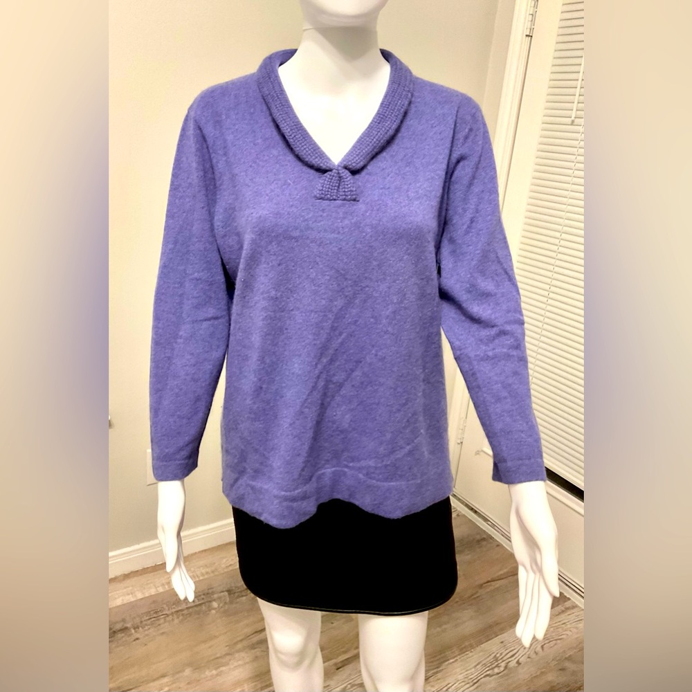 Jones New York Cashmere Sweater Women's Purple Size - XL. Used. Excellent